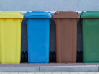 Kalendář svozových dnů směsného i tříděného komunálního odpadu pro rok 2026